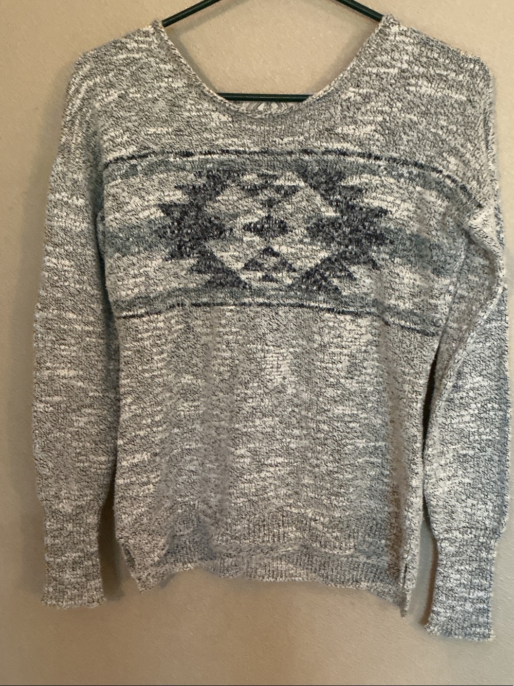 Woman’s Gray Patterned Crewneck Sweater